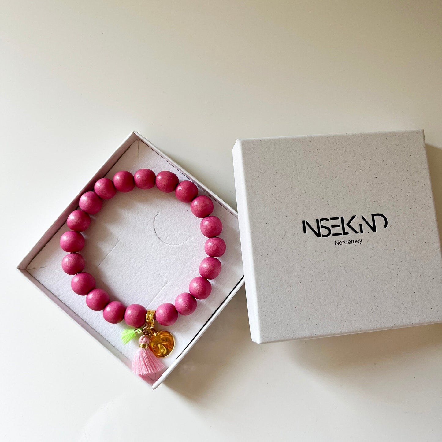 Holzperlen Armband Sommer, pink, Armband mit Quaste